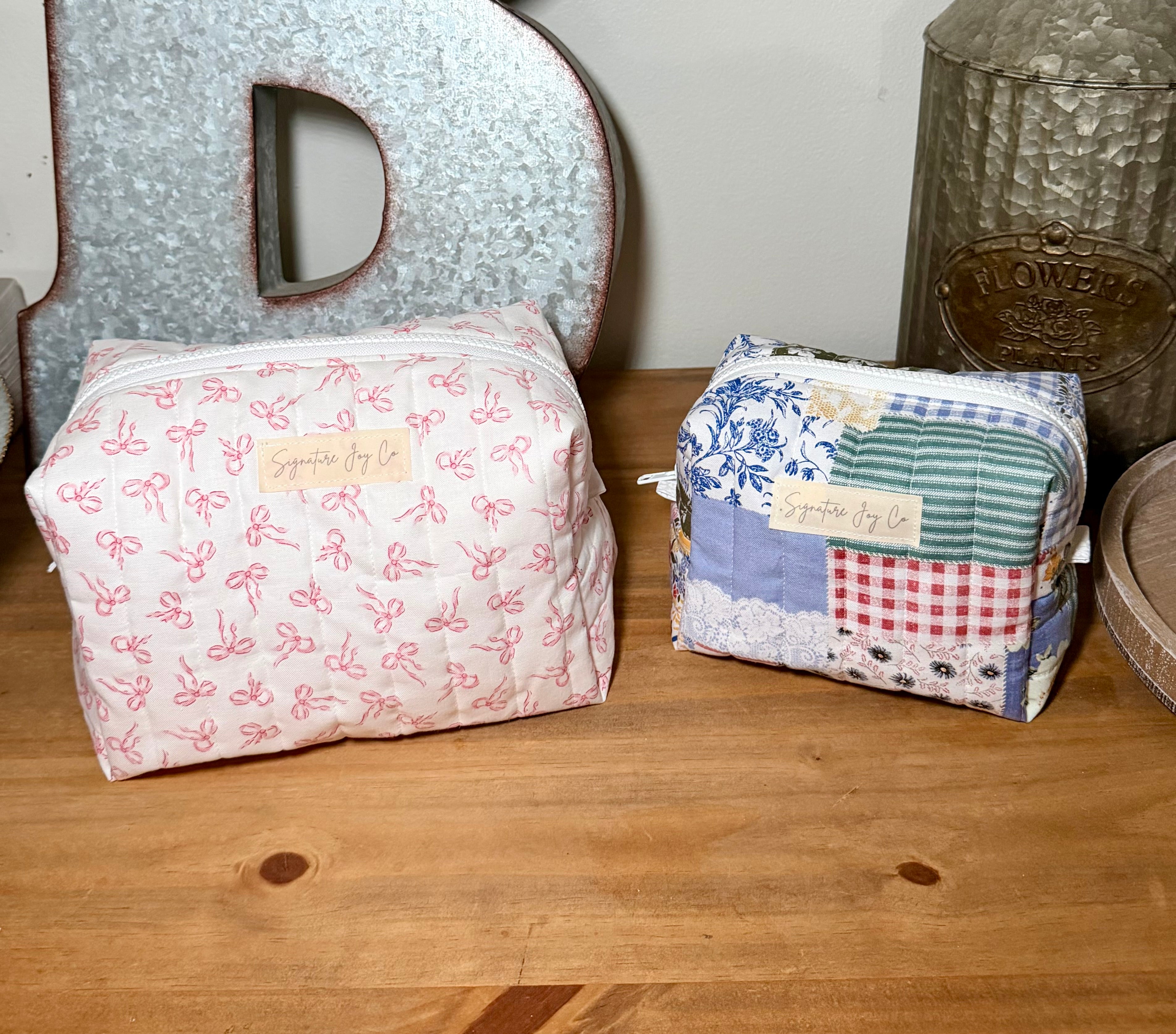 Sage Garden Mini Makeup Bag