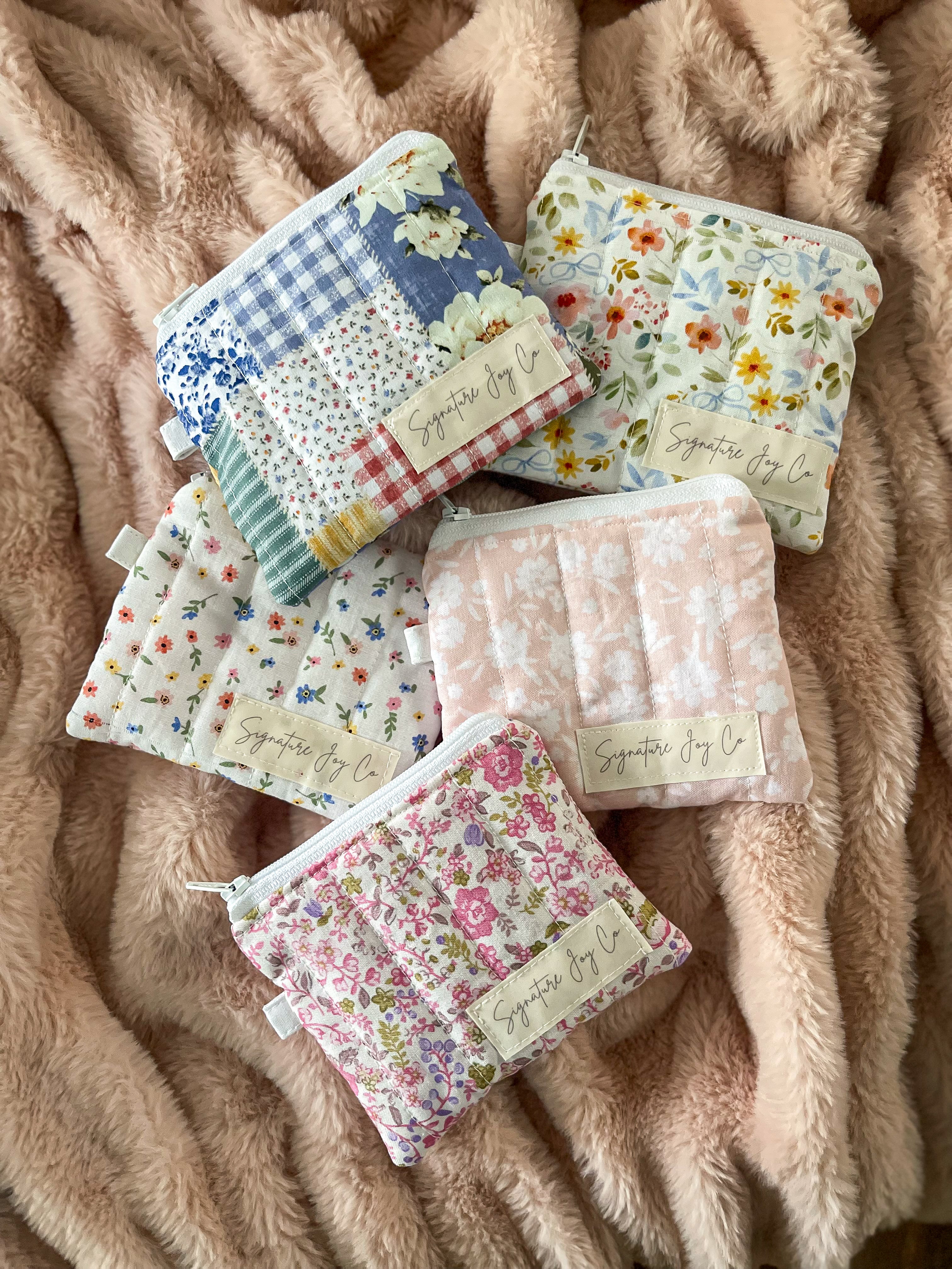 Signature Joy Keychain Wallet