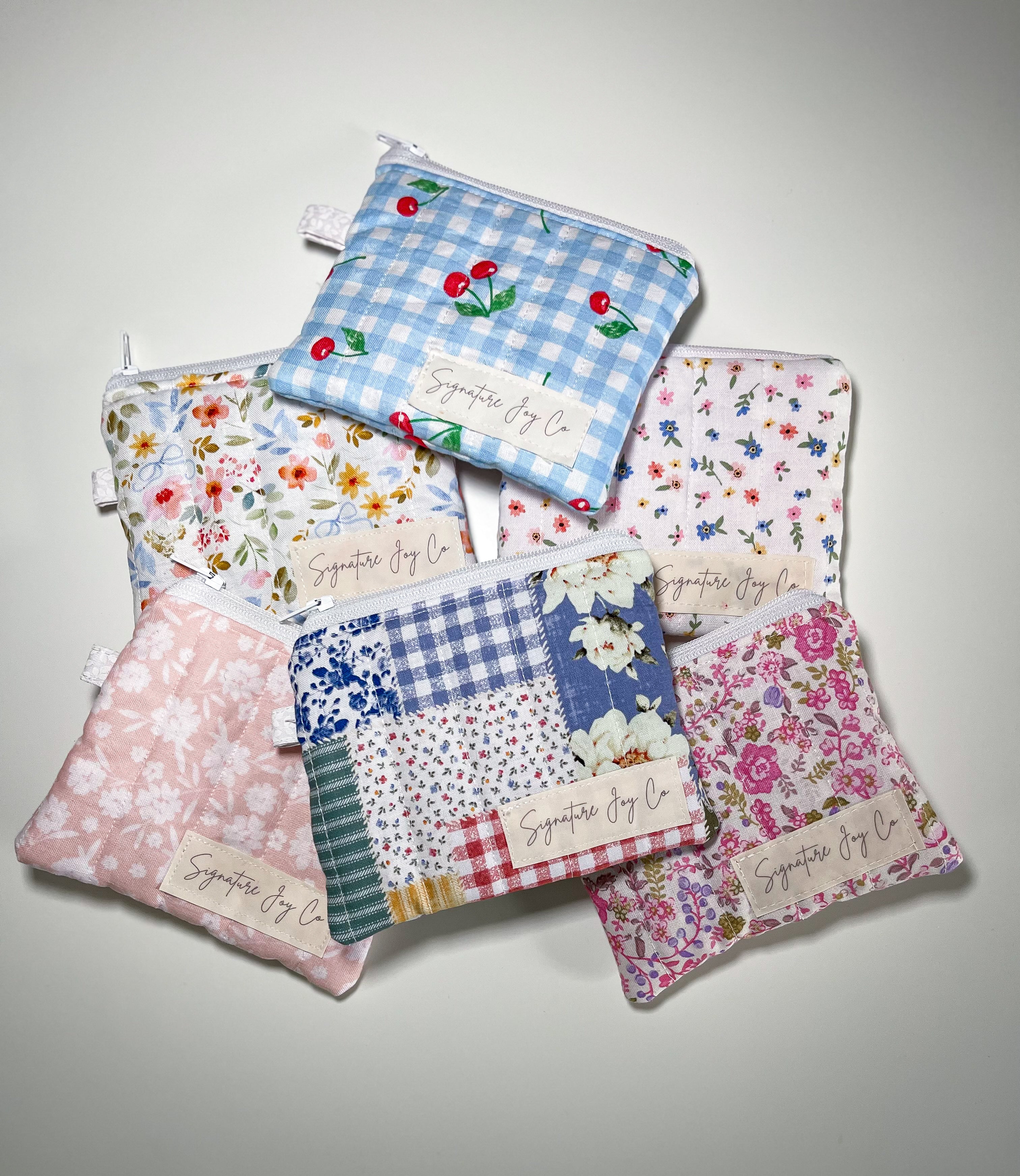 Signature Joy Keychain Wallet