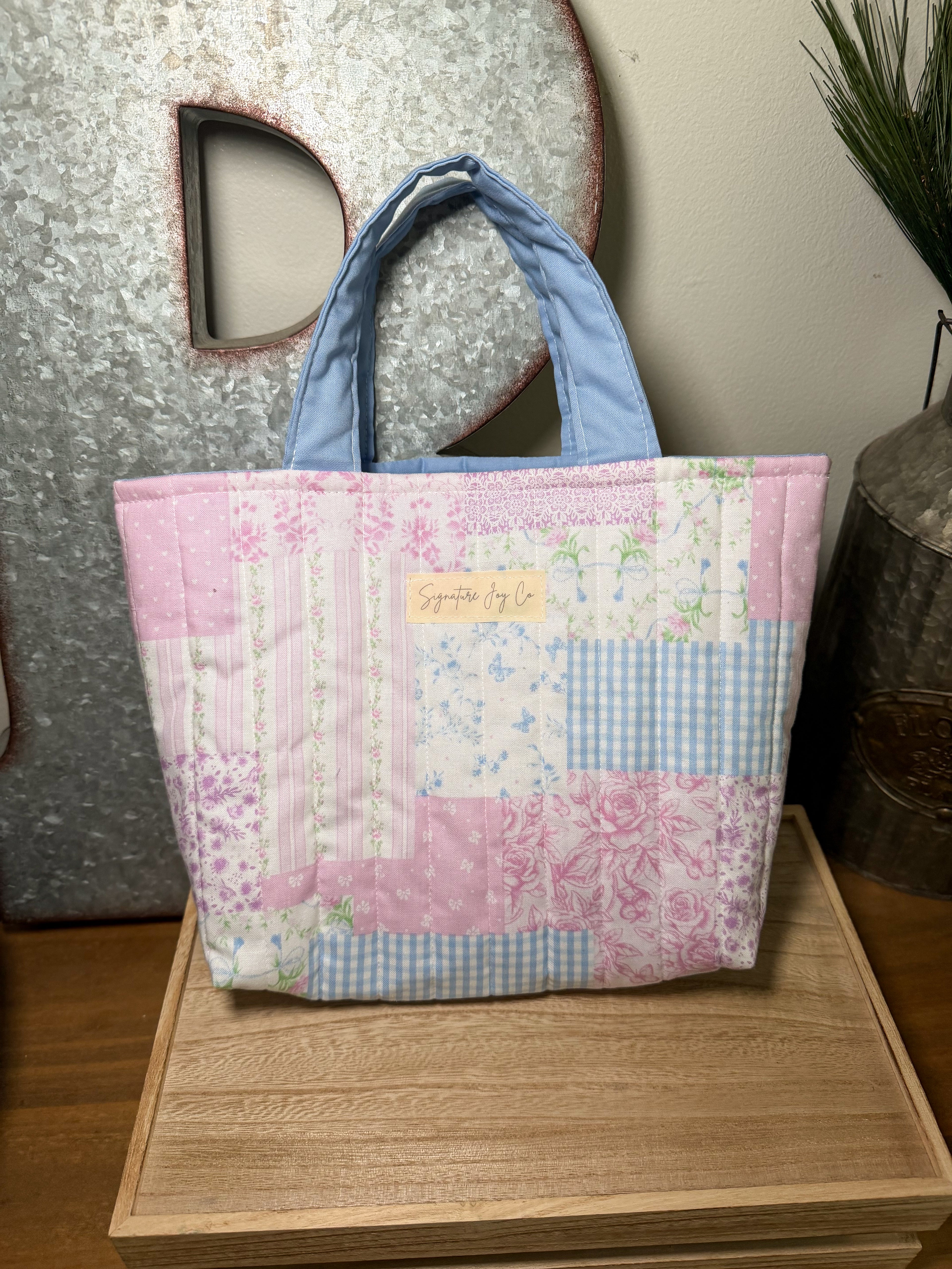 Pink Cottage Quilt Bible Tote