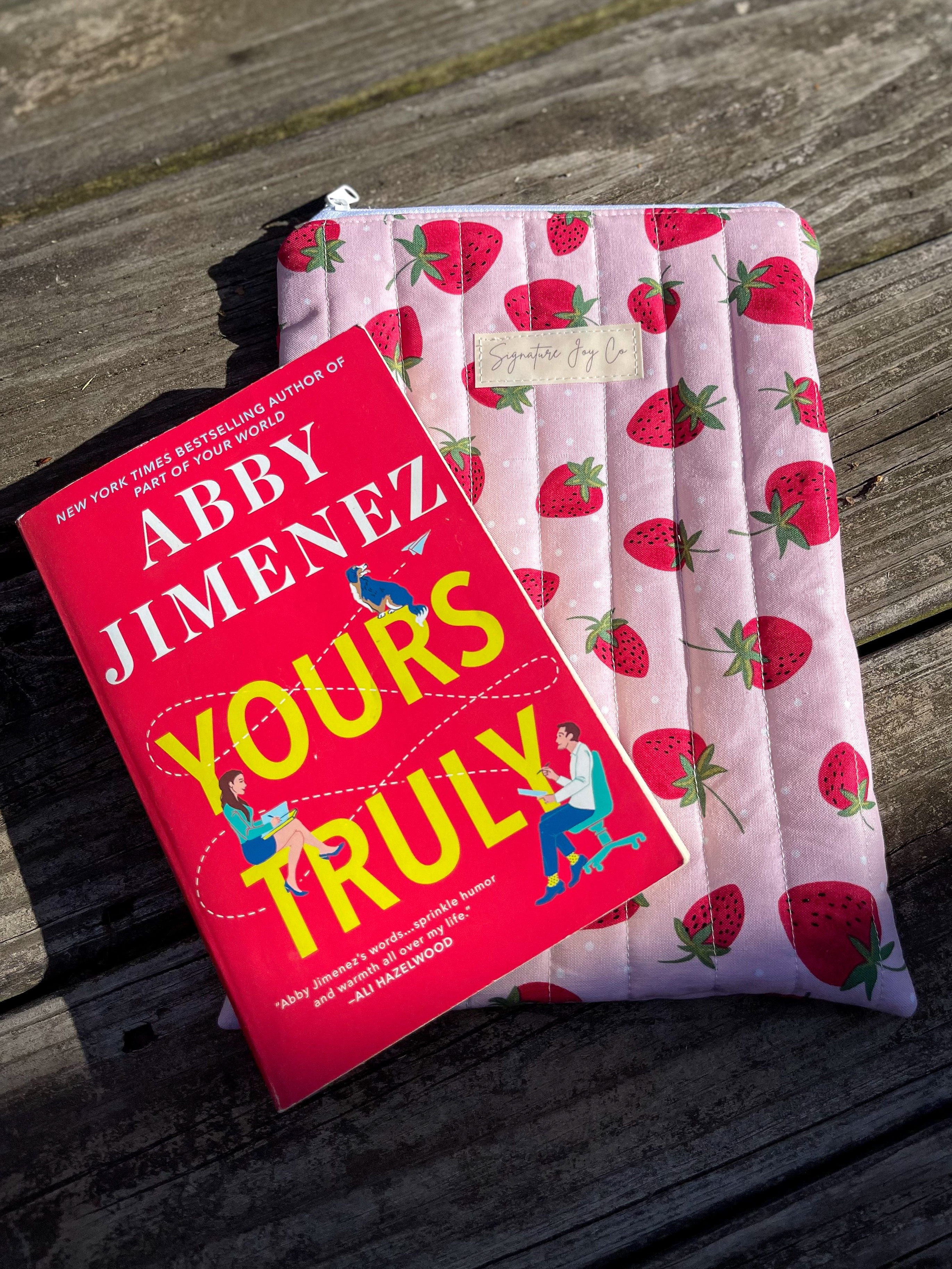 Berry Sweet Quilted Book Sleeve