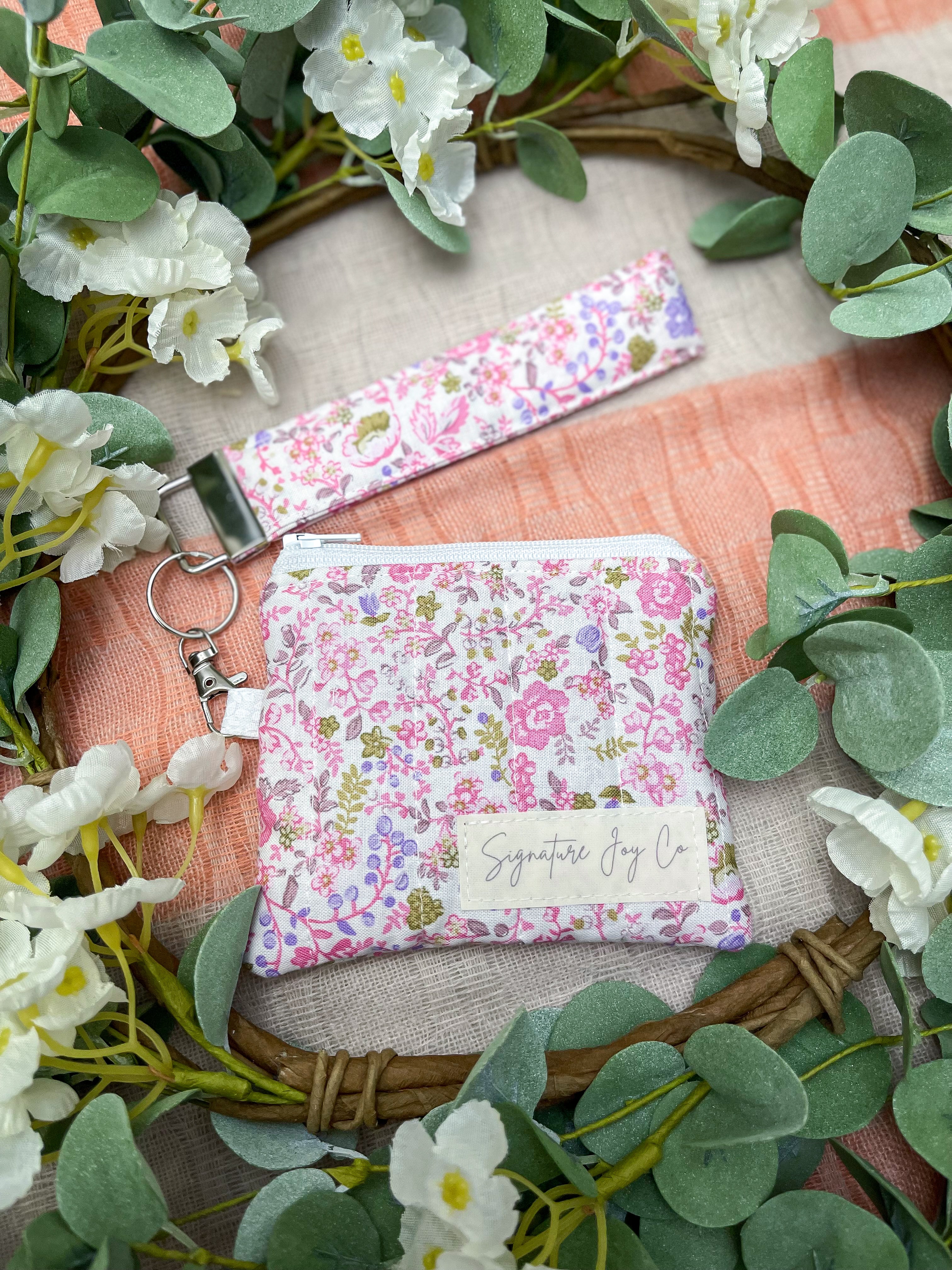 Wristlet Wallet Duo | Quilted Pouch + Wristlet